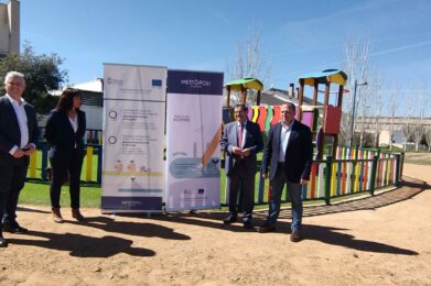 Cúllar Vega recupera dos parques públicos tras una remodelación financiada por Diputación y fondos europeos